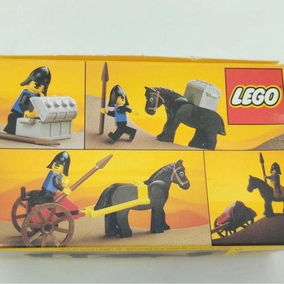 LEGO Black and Yellow Horseman Set - Picture 4 of 6